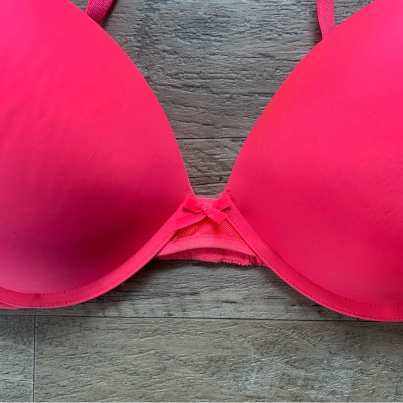 Victoria Secret Neon Push Up Bra - Picture 2 of 12
